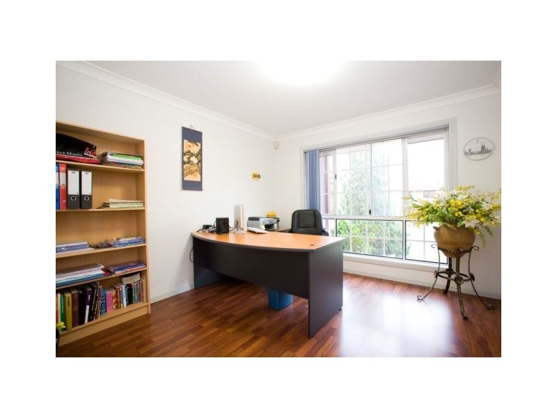 19 McKinley Court, Stretton QLD 4116