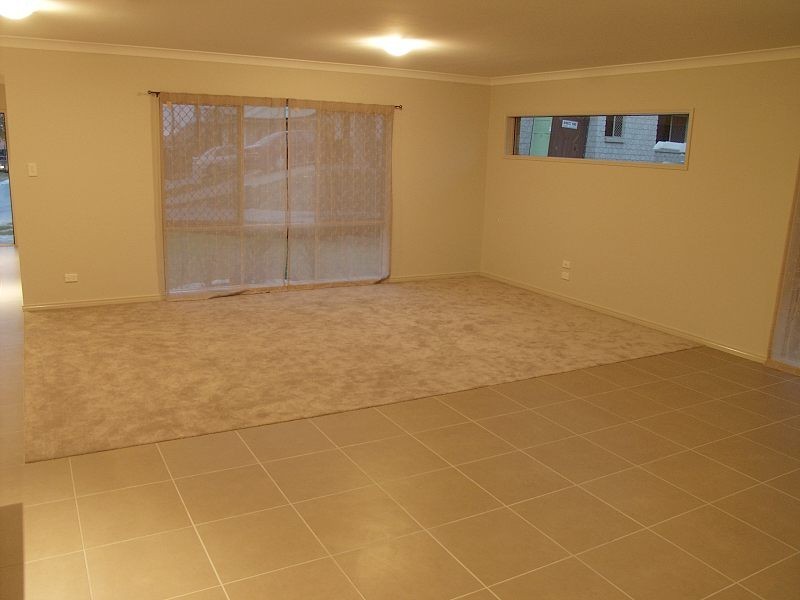 70 Larapinta Circuit, Parkinson QLD 4115