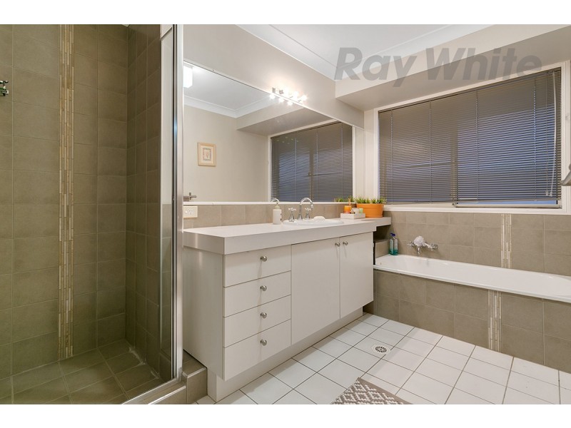 75 Bordeaux Street, Eight Mile Plains QLD 4113