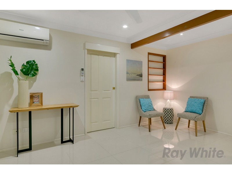 11 Gwandalan Street, Eight Mile Plains QLD 4113