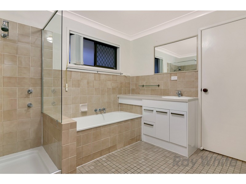 11 Gwandalan Street, Eight Mile Plains QLD 4113