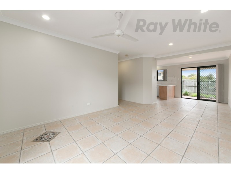 10/8 Buckingham Place, Eight Mile Plains QLD 4113