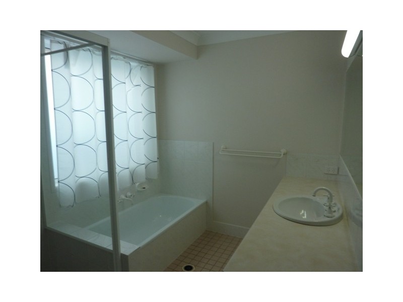 57 Bordeaux Street, Eight Mile Plains QLD 4113