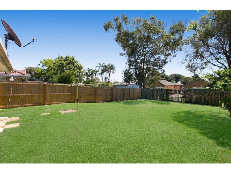 16 Neath Street, Sunnybank Hills QLD 4109