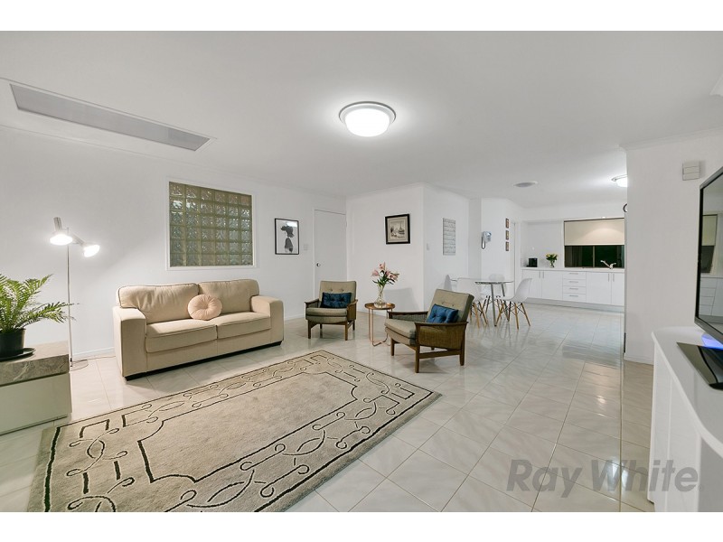 22 Petrina Street, Eight Mile Plains QLD 4113