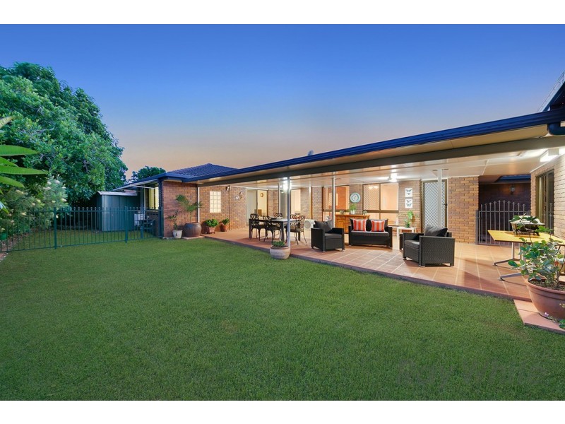 22 Petrina Street, Eight Mile Plains QLD 4113