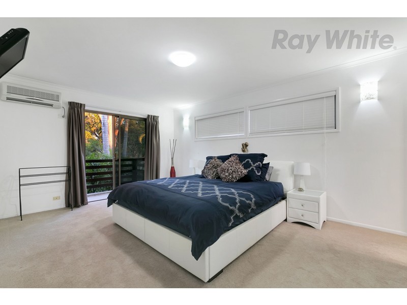 4 Manara Place, Eight Mile Plains QLD 4113