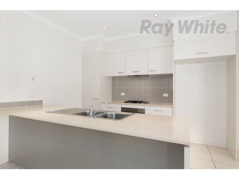 161/16 Surbiton Court, Carindale QLD 4152