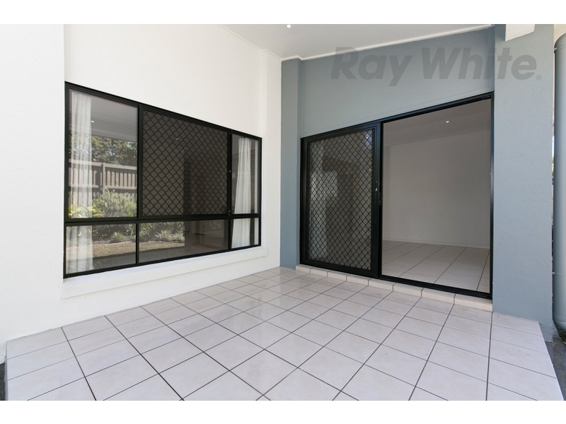 161/16 Surbiton Court, Carindale QLD 4152