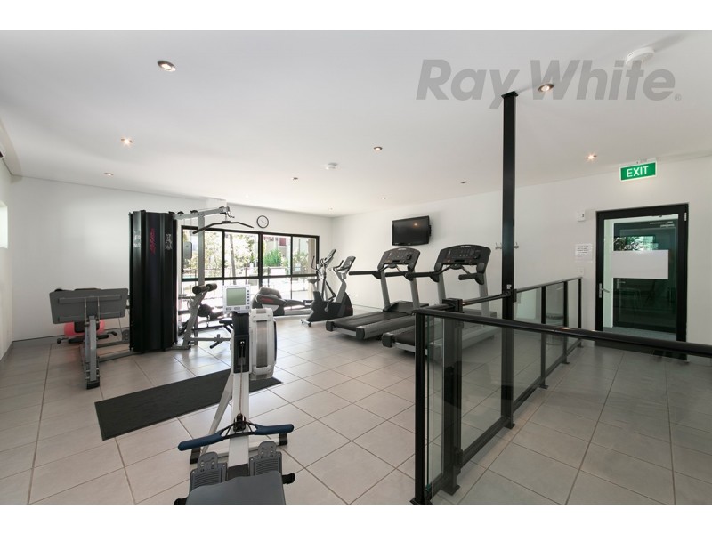 161/16 Surbiton Court, Carindale QLD 4152