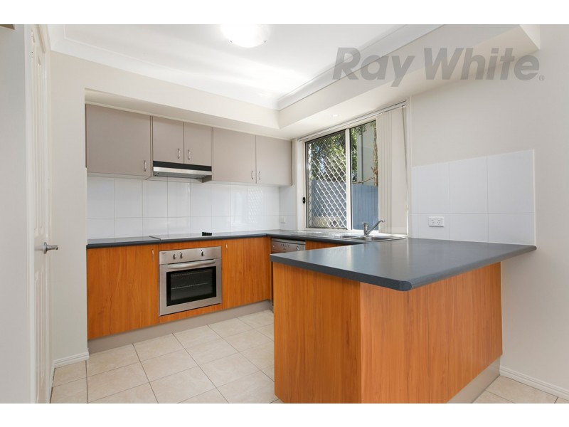 11/11 Pyranees Street, Calamvale QLD 4116