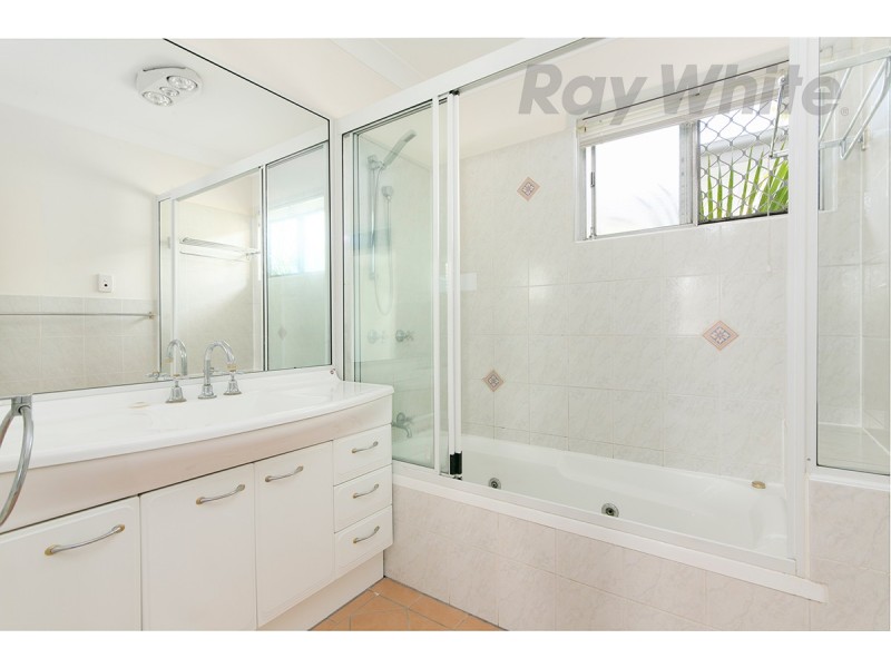 27 Selsey Street, Runcorn QLD 4113