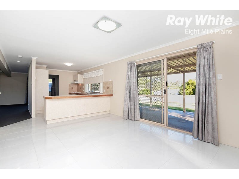 6 Cocas St, Regents Park QLD 4118