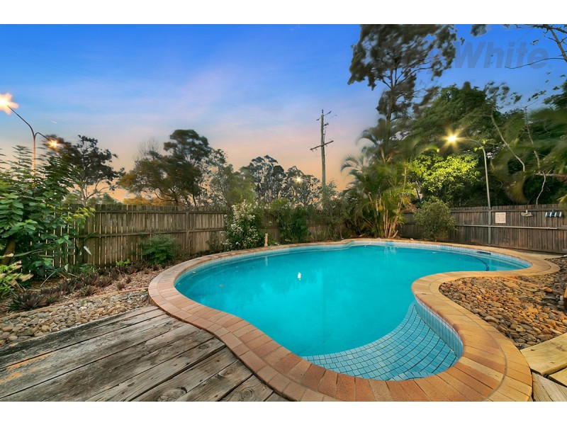 10 Pirra Close, Eight Mile Plains QLD 4113