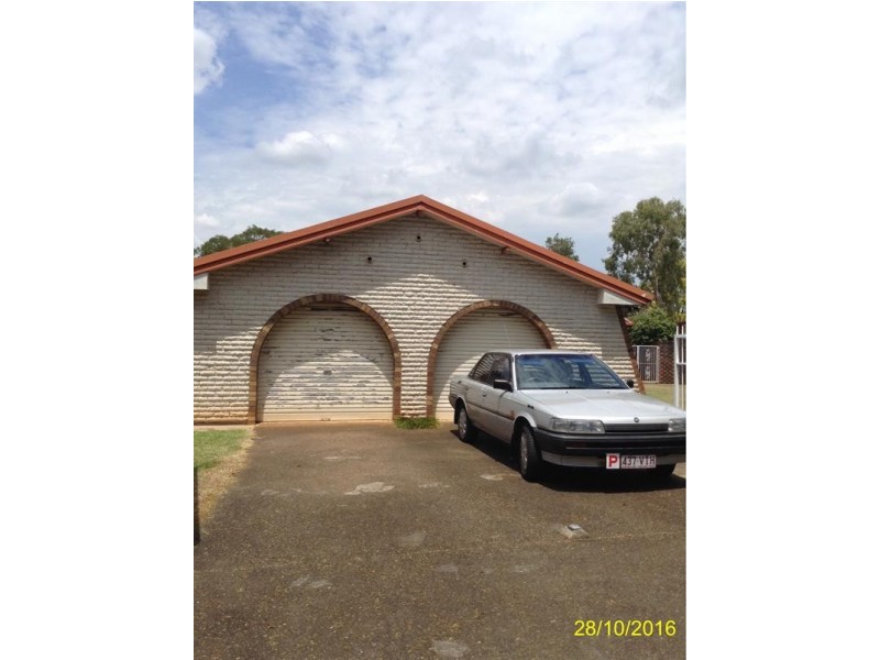 33 Faringdon Street, Robertson QLD 4109