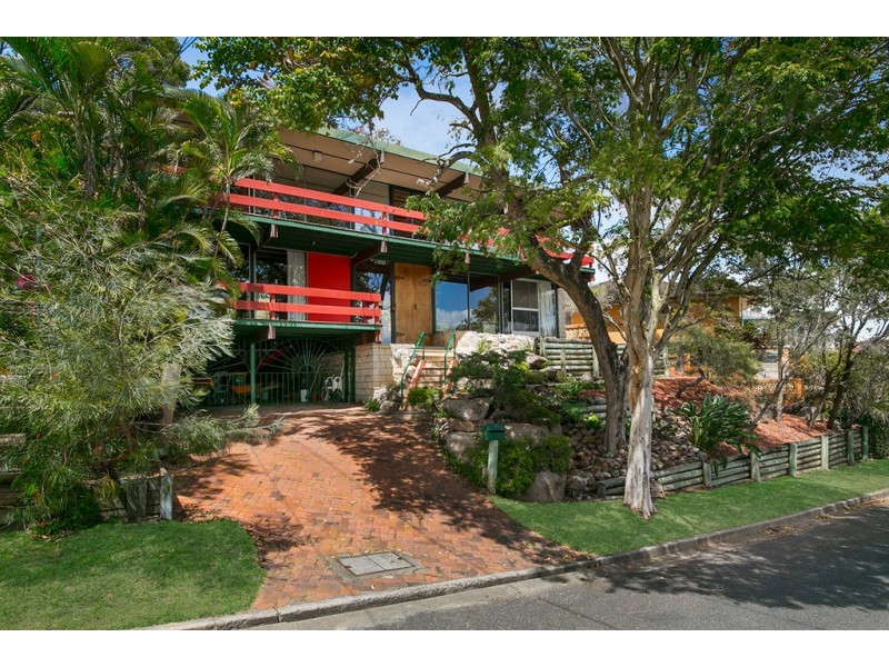 8 Odessa Street, Holland Park West QLD 4121