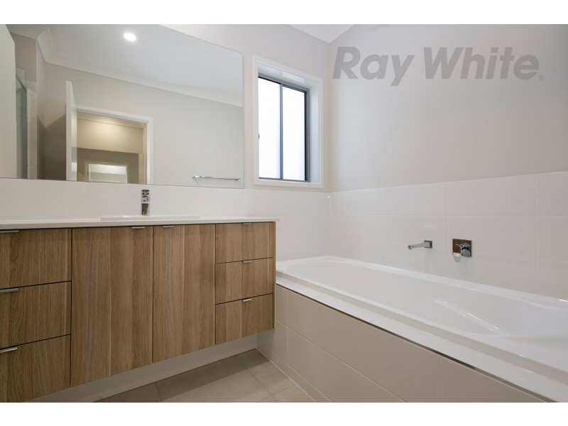 12 Petrina Street, Eight Mile Plains QLD 4113