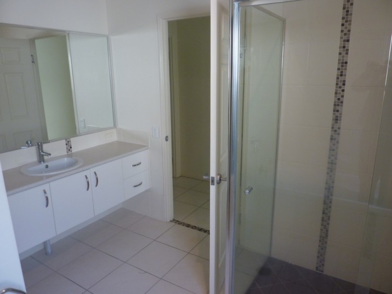 132 Bolton Street, Eight Mile Plains QLD 4113