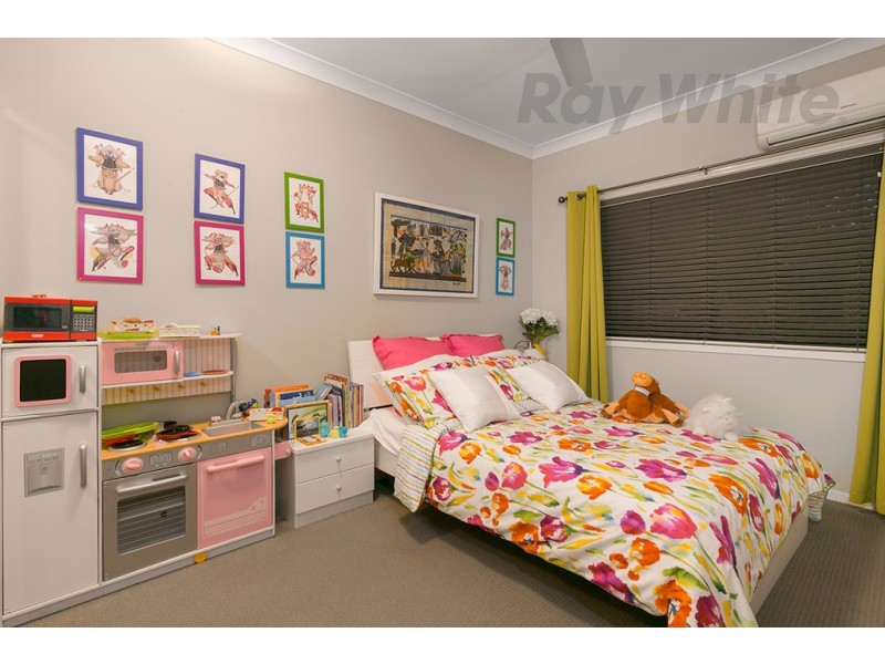 56 Manor Street, Eight Mile Plains QLD 4113