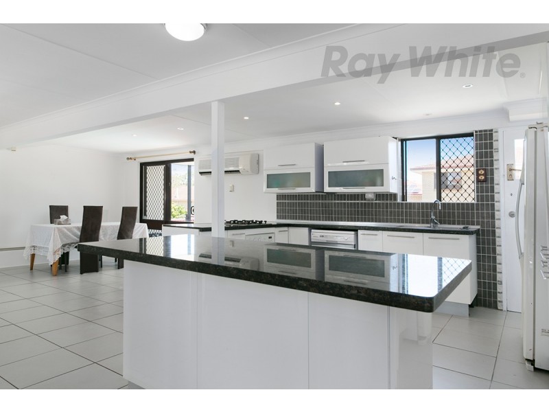 17 Gaillardia Street, Macgregor QLD 4109