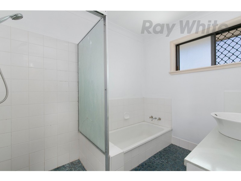 17 Gaillardia Street, Macgregor QLD 4109
