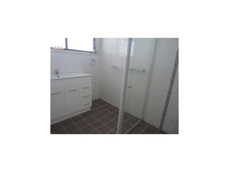 8A Amanda Street, Rochedale South QLD 4123