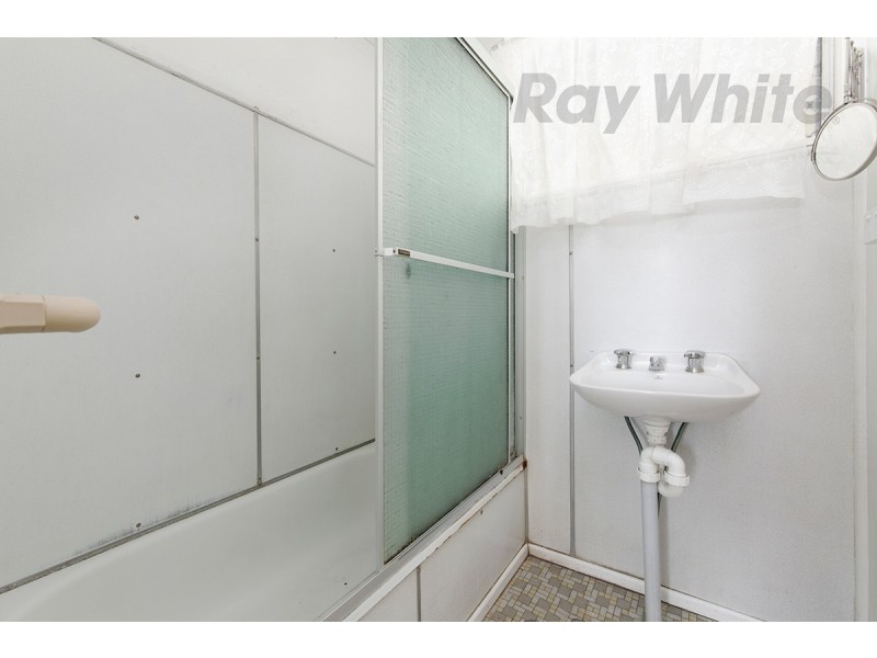 124 Nyleta Street, Coopers Plains QLD 4108