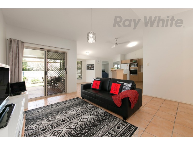 7 Yellowstone Place, Parkinson QLD 4115