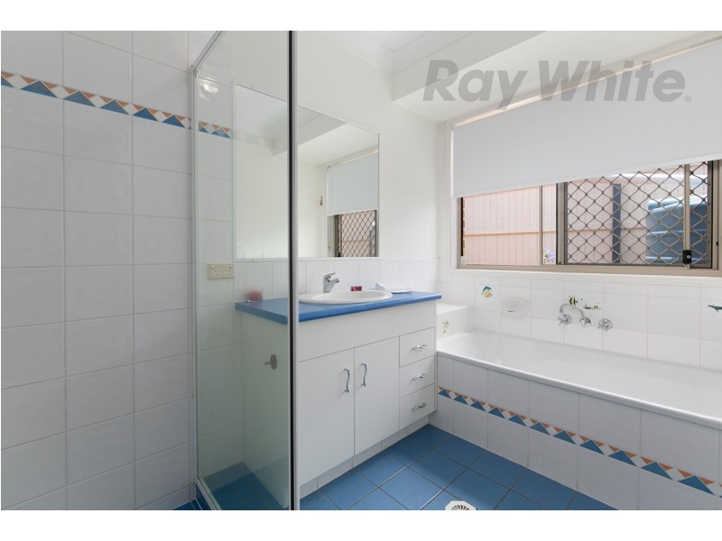 7 Yellowstone Place, Parkinson QLD 4115