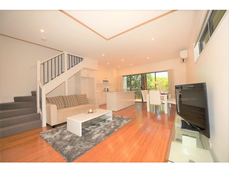 69 Boundary Road, Camp Hill QLD 4152