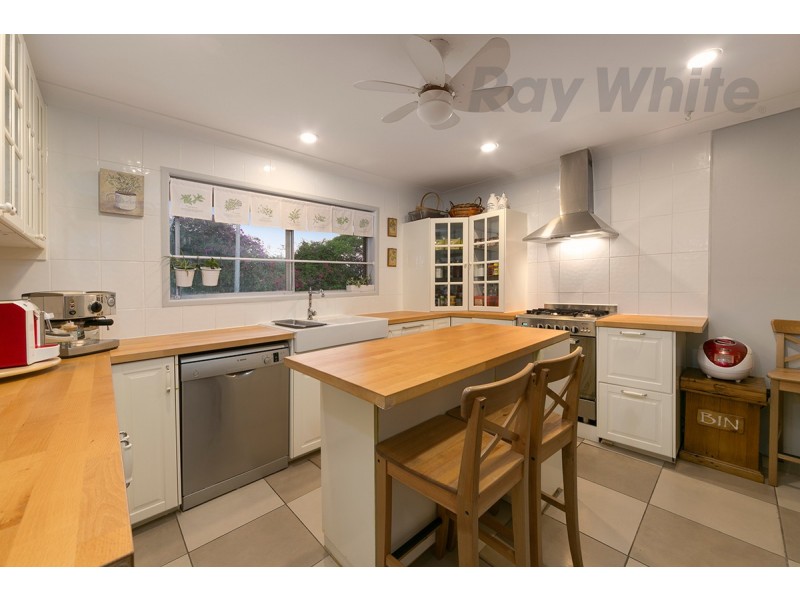 54 Portulaca Street, Macgregor QLD 4109