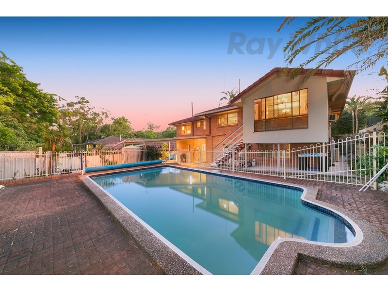 54 Portulaca Street, Macgregor QLD 4109