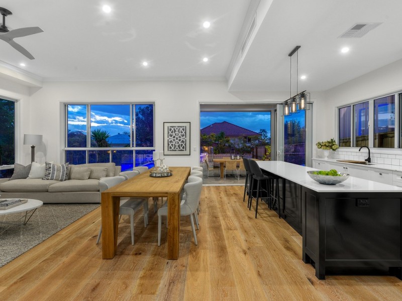 7A Wills Street, Coorparoo QLD 4151