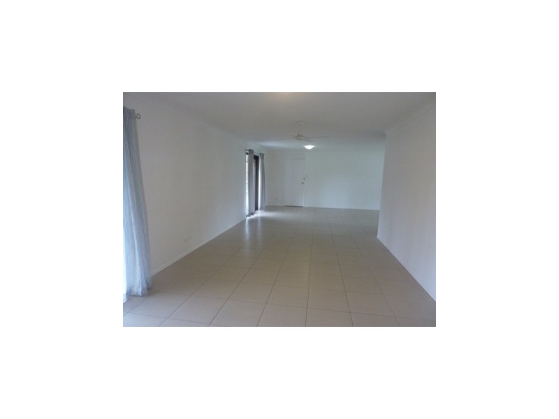 11 Pumice Street, Eight Mile Plains QLD 4113