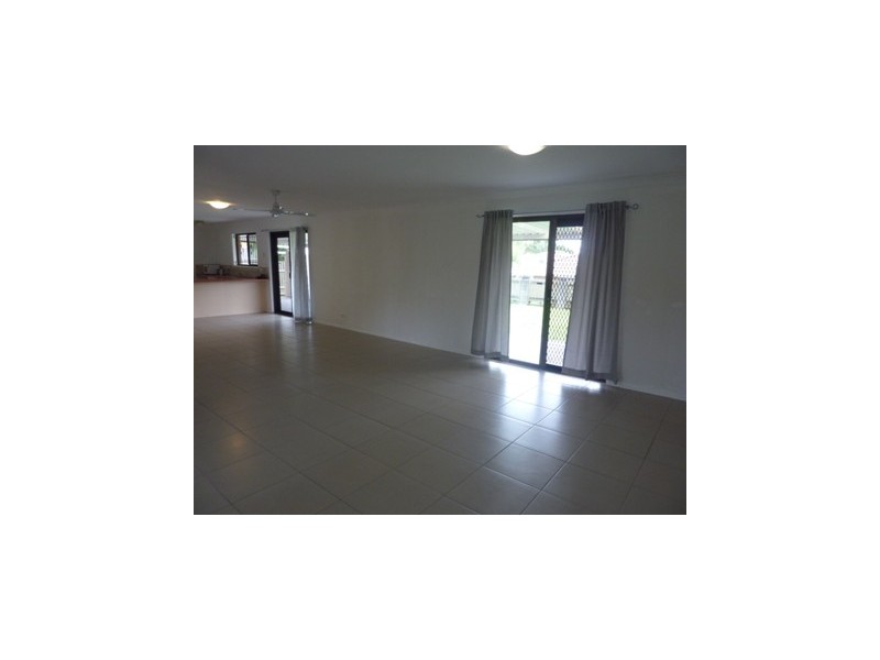 11 Pumice Street, Eight Mile Plains QLD 4113