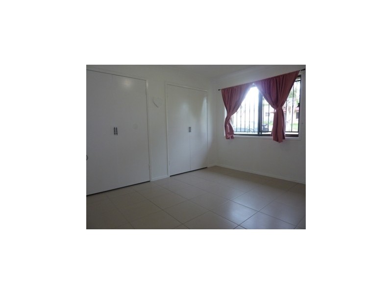 11 Pumice Street, Eight Mile Plains QLD 4113