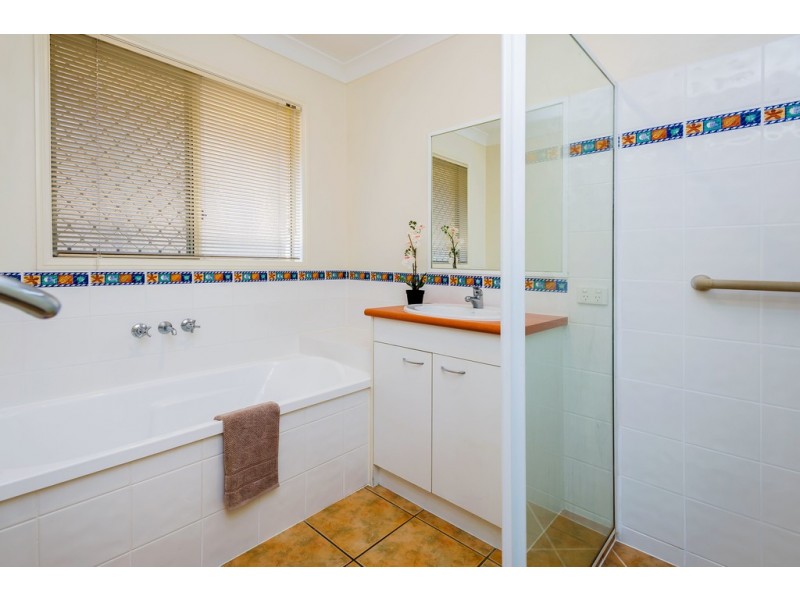 6 Mount Daguilar Crescent, Algester QLD 4115