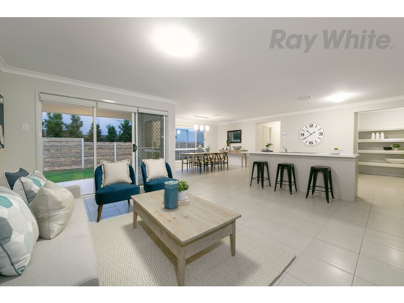 64 Parklands Circuit, Rochedale QLD 4123