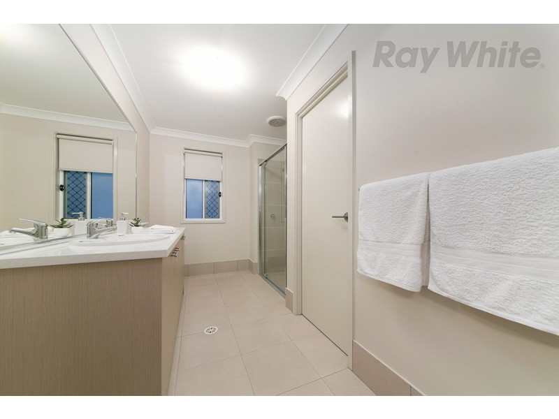 64 Parklands Circuit, Rochedale QLD 4123