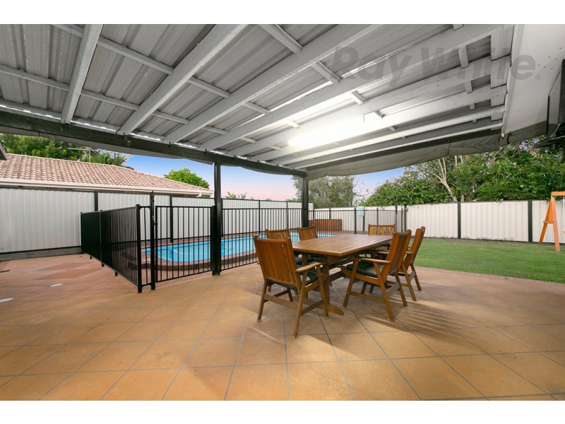 3 Maroo Street, Eight Mile Plains QLD 4113