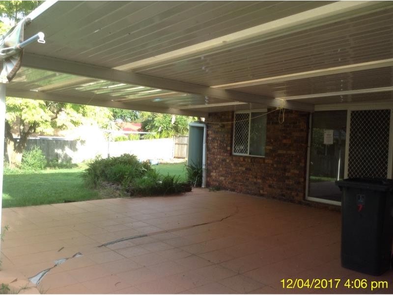 7 Dandelion street, Eight Mile Plains QLD 4113