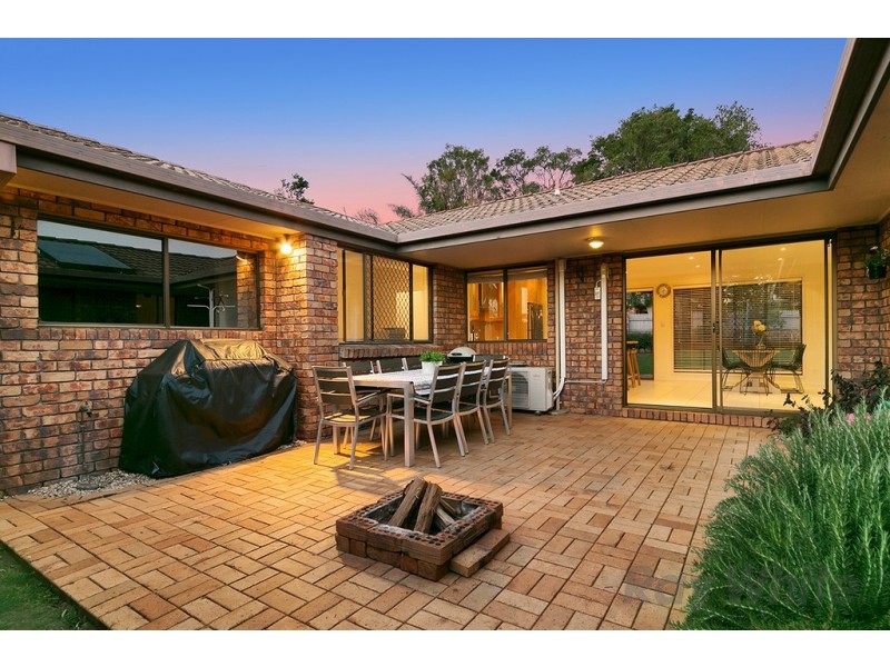 2 Woorabinda Street, Runcorn QLD 4113