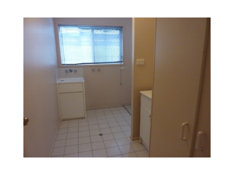 90 London Street, Eight Mile Plains QLD 4113