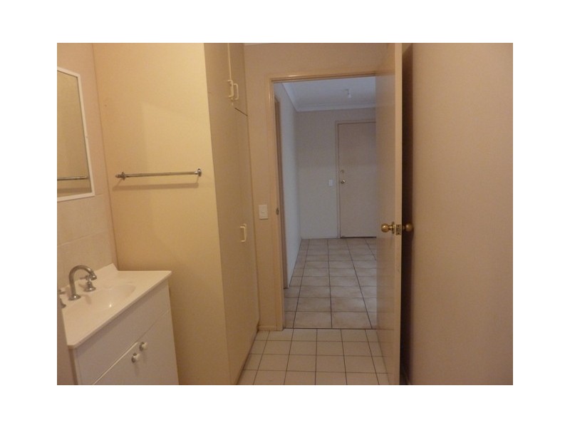 90 London Street, Eight Mile Plains QLD 4113