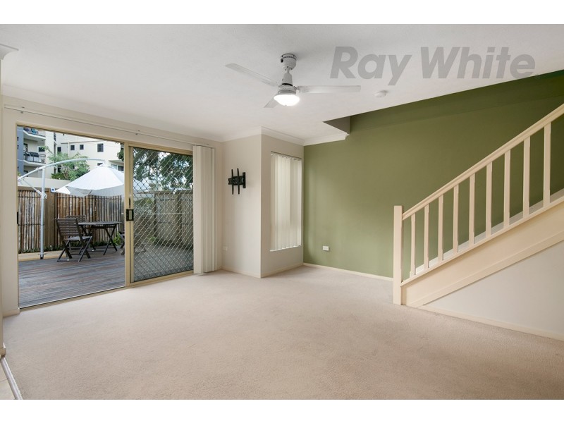 3/8 Amisfield Avenue, Nundah QLD 4012