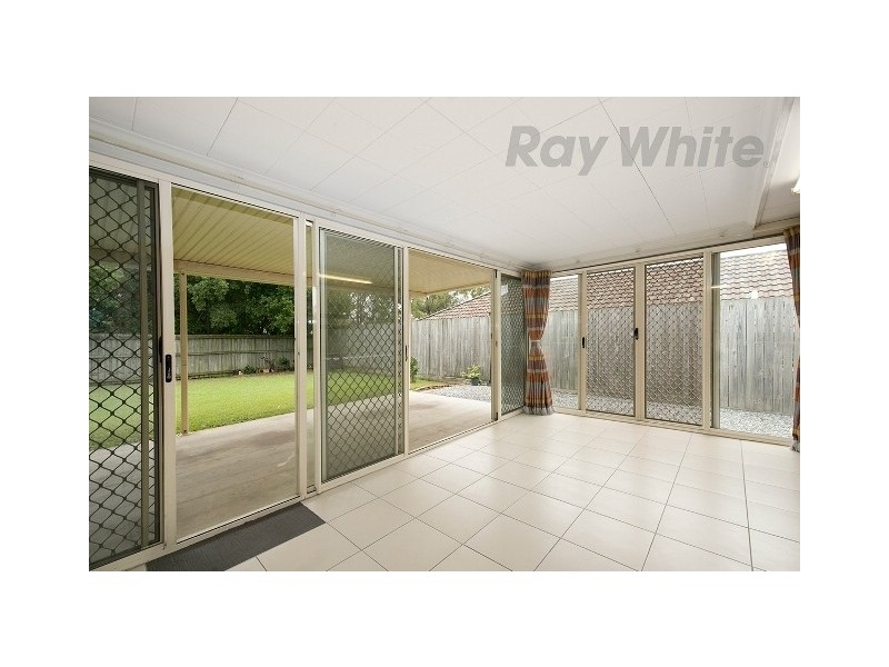 59 Robinson Cr, Runcorn QLD 4113
