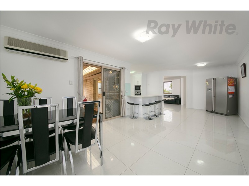 9 Robinson Crescent, Runcorn QLD 4113