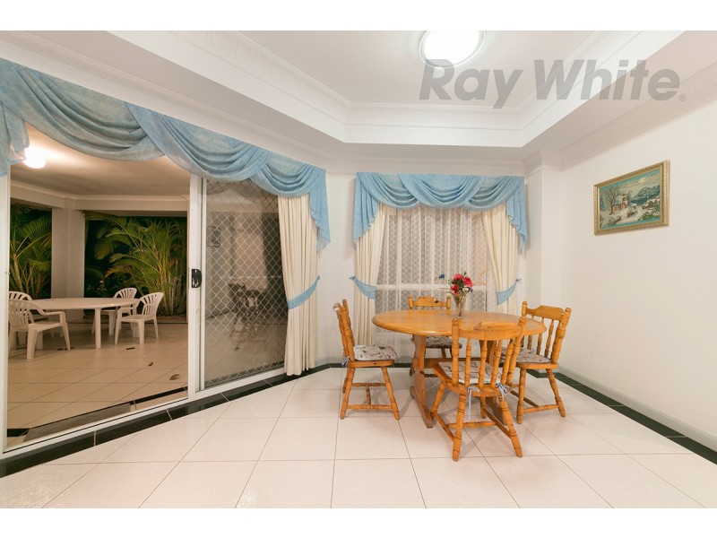 131 White Cedar Circuit, Stretton QLD 4116