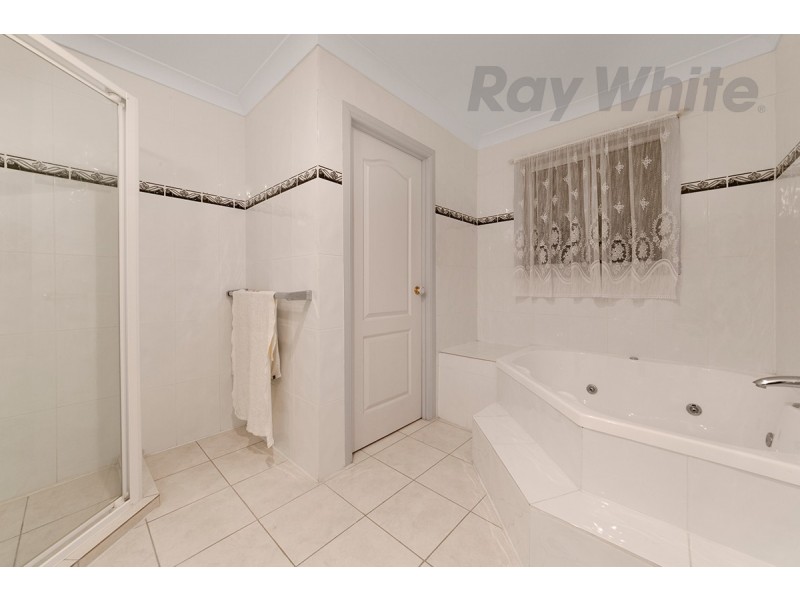 131 White Cedar Circuit, Stretton QLD 4116