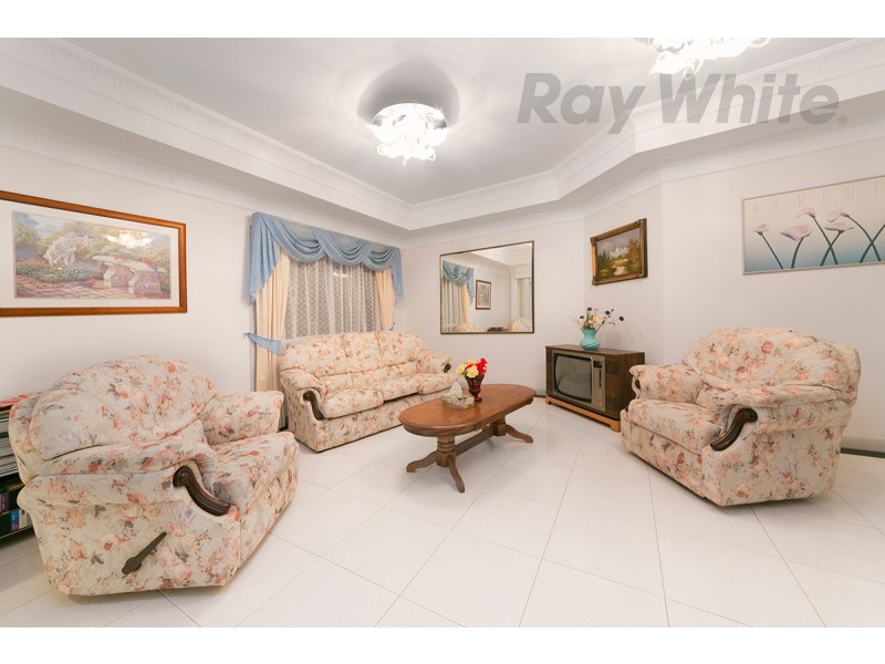 131 White Cedar Circuit, Stretton QLD 4116